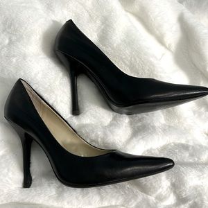 Guess Black Leather Pumps US SIZE 7